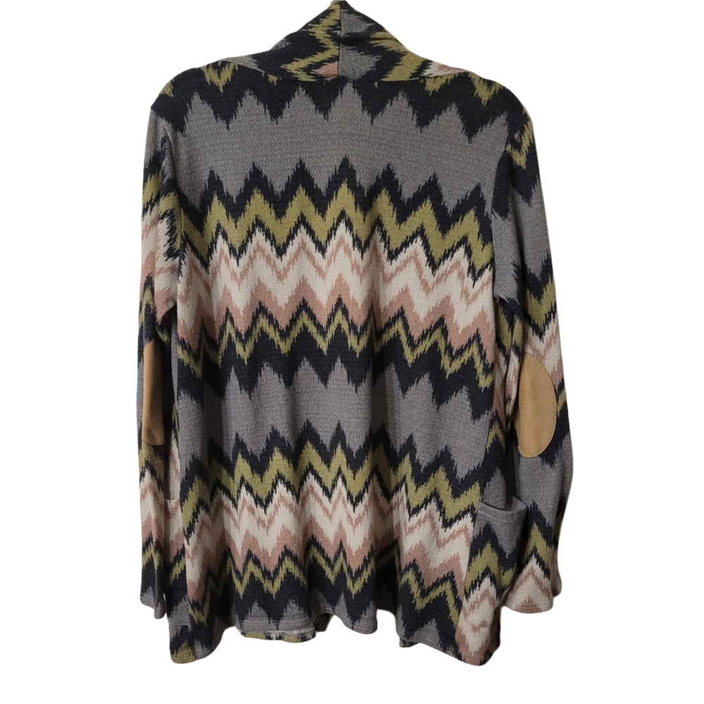 Black and Cream Chevron Cardigan Sweater - Picture 4 of 6